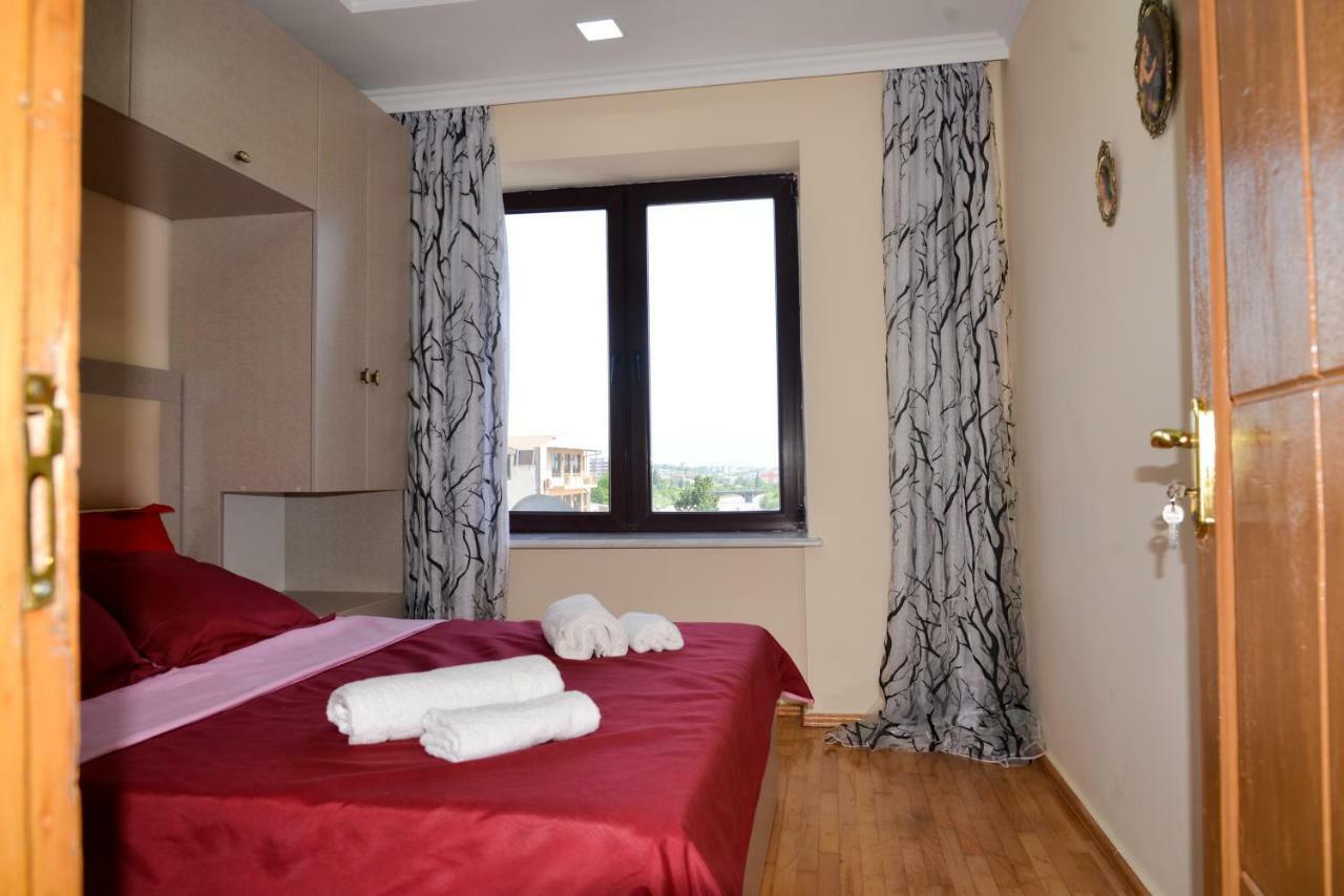 Anastasia Apartment Kutaisi Exterior foto